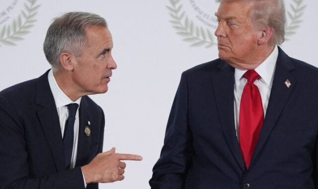 Carney-Points-at-Trump-640x480